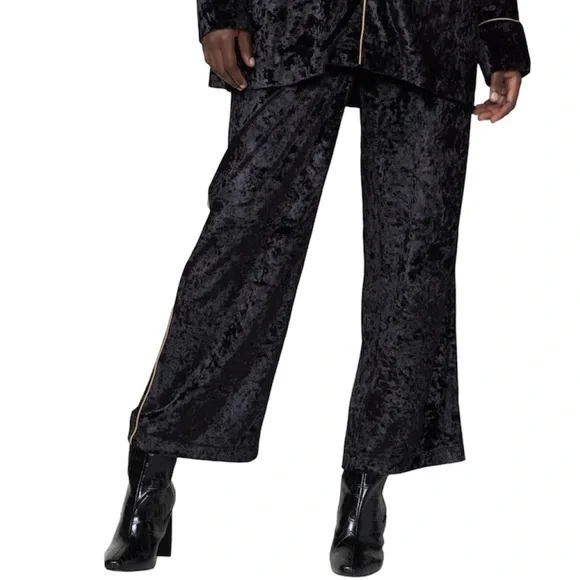 Honor The Gift Velvet PJ Pants - Black Size Small